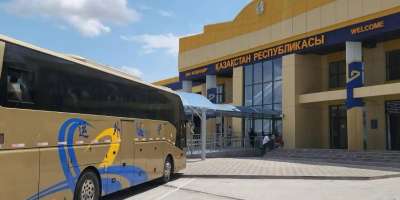 Colman Domingo and Jude Law at amfAR’s Venice Gala