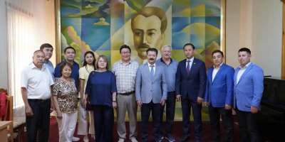 Colman Domingo and Jude Law at amfAR’s Venice Gala