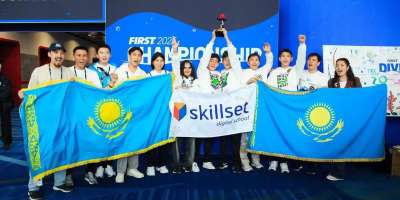 Colman Domingo and Jude Law at amfAR’s Venice Gala