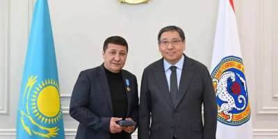 Colman Domingo and Jude Law at amfAR’s Venice Gala