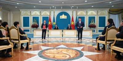 Colman Domingo and Jude Law at amfAR’s Venice Gala
