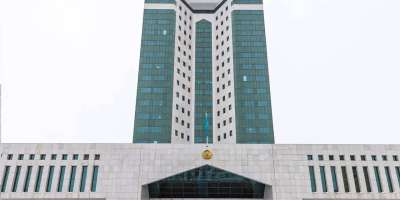 Colman Domingo and Jude Law at amfAR’s Venice Gala