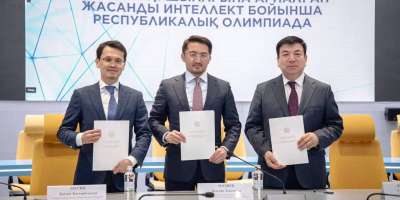 Colman Domingo and Jude Law at amfAR’s Venice Gala