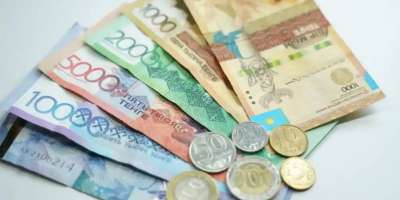 Colman Domingo and Jude Law at amfAR’s Venice Gala