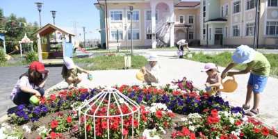 Colman Domingo and Jude Law at amfAR’s Venice Gala