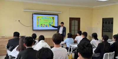 Colman Domingo and Jude Law at amfAR’s Venice Gala