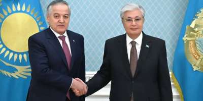 Colman Domingo and Jude Law at amfAR’s Venice Gala