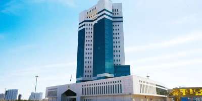Colman Domingo and Jude Law at amfAR’s Venice Gala