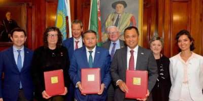 Colman Domingo and Jude Law at amfAR’s Venice Gala