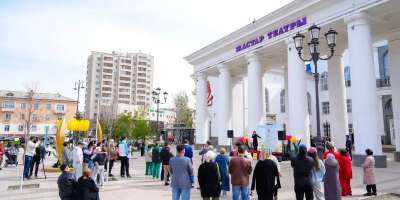 Colman Domingo and Jude Law at amfAR’s Venice Gala