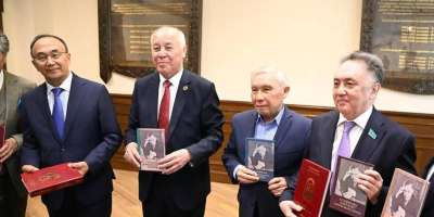 Colman Domingo and Jude Law at amfAR’s Venice Gala