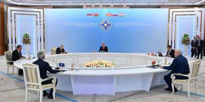 Colman Domingo and Jude Law at amfAR’s Venice Gala