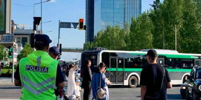 Colman Domingo and Jude Law at amfAR’s Venice Gala