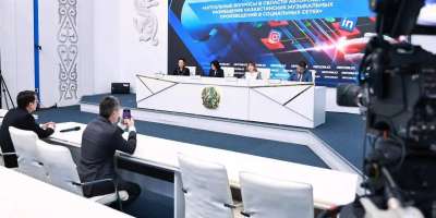 Colman Domingo and Jude Law at amfAR’s Venice Gala