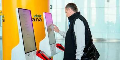 Colman Domingo and Jude Law at amfAR’s Venice Gala