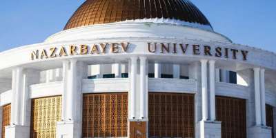 Голая Әсел Сағатова Күйеуінің алдында басқа еркекпен әйелінің орысша порносы