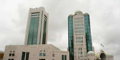 Colman Domingo and Jude Law at amfAR’s Venice Gala