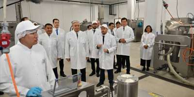 Colman Domingo and Jude Law at amfAR’s Venice Gala