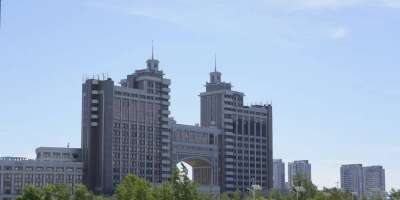 Colman Domingo and Jude Law at amfAR’s Venice Gala
