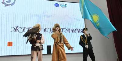 Colman Domingo and Jude Law at amfAR’s Venice Gala