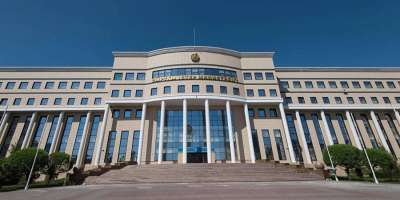 Colman Domingo and Jude Law at amfAR’s Venice Gala