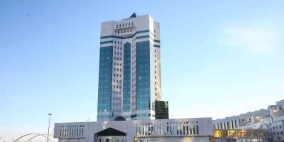 Colman Domingo and Jude Law at amfAR’s Venice Gala