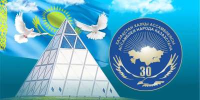 Colman Domingo and Jude Law at amfAR’s Venice Gala