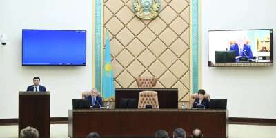 Colman Domingo and Jude Law at amfAR’s Venice Gala
