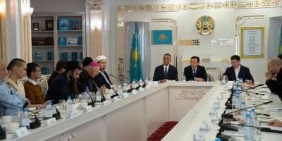 Colman Domingo and Jude Law at amfAR’s Venice Gala