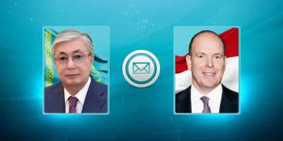 Colman Domingo and Jude Law at amfAR’s Venice Gala