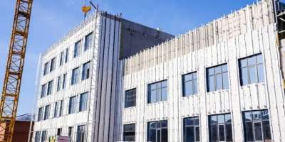 Colman Domingo and Jude Law at amfAR’s Venice Gala