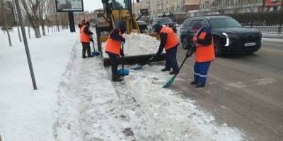 Colman Domingo and Jude Law at amfAR’s Venice Gala