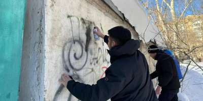 Colman Domingo and Jude Law at amfAR’s Venice Gala