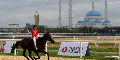 Colman Domingo and Jude Law at amfAR’s Venice Gala