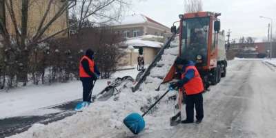Colman Domingo and Jude Law at amfAR’s Venice Gala