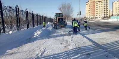 Colman Domingo and Jude Law at amfAR’s Venice Gala