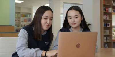 Colman Domingo and Jude Law at amfAR’s Venice Gala