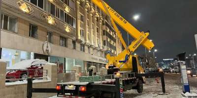 Colman Domingo and Jude Law at amfAR’s Venice Gala