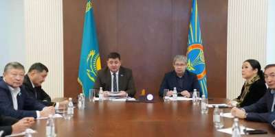Colman Domingo and Jude Law at amfAR’s Venice Gala