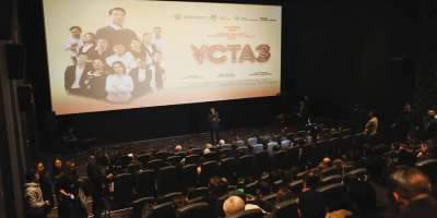 Colman Domingo and Jude Law at amfAR’s Venice Gala