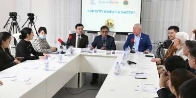 Colman Domingo and Jude Law at amfAR’s Venice Gala