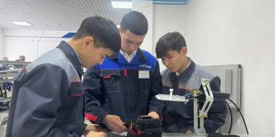 Colman Domingo and Jude Law at amfAR’s Venice Gala