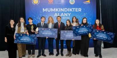 Colman Domingo and Jude Law at amfAR’s Venice Gala