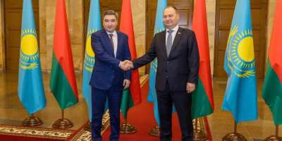 Colman Domingo and Jude Law at amfAR’s Venice Gala