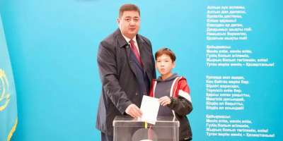 Colman Domingo and Jude Law at amfAR’s Venice Gala