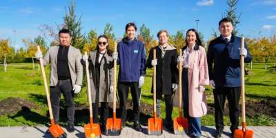 Colman Domingo and Jude Law at amfAR’s Venice Gala