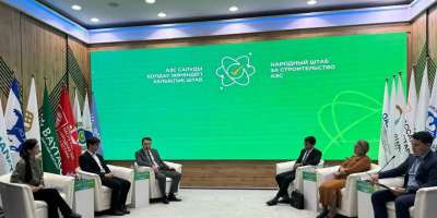 Colman Domingo and Jude Law at amfAR’s Venice Gala