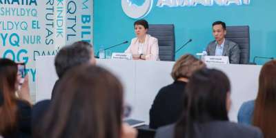 Colman Domingo and Jude Law at amfAR’s Venice Gala