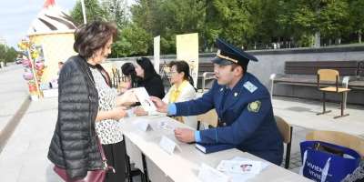 Colman Domingo and Jude Law at amfAR’s Venice Gala