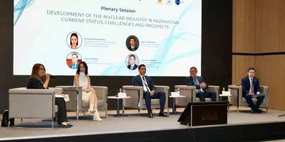 Colman Domingo and Jude Law at amfAR’s Venice Gala